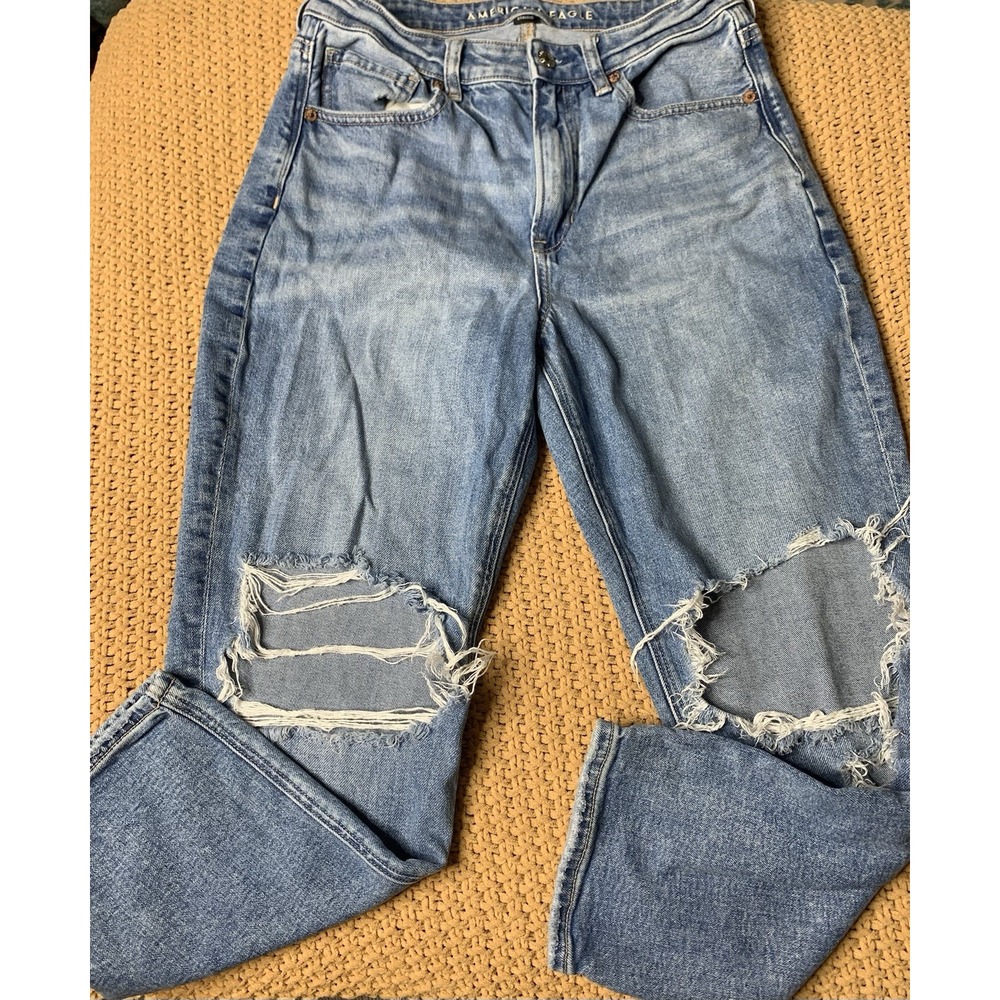 Women's 28x23 Sz 6 Extra Short Distressed American Eagle Blue Jeans Holey Preppy